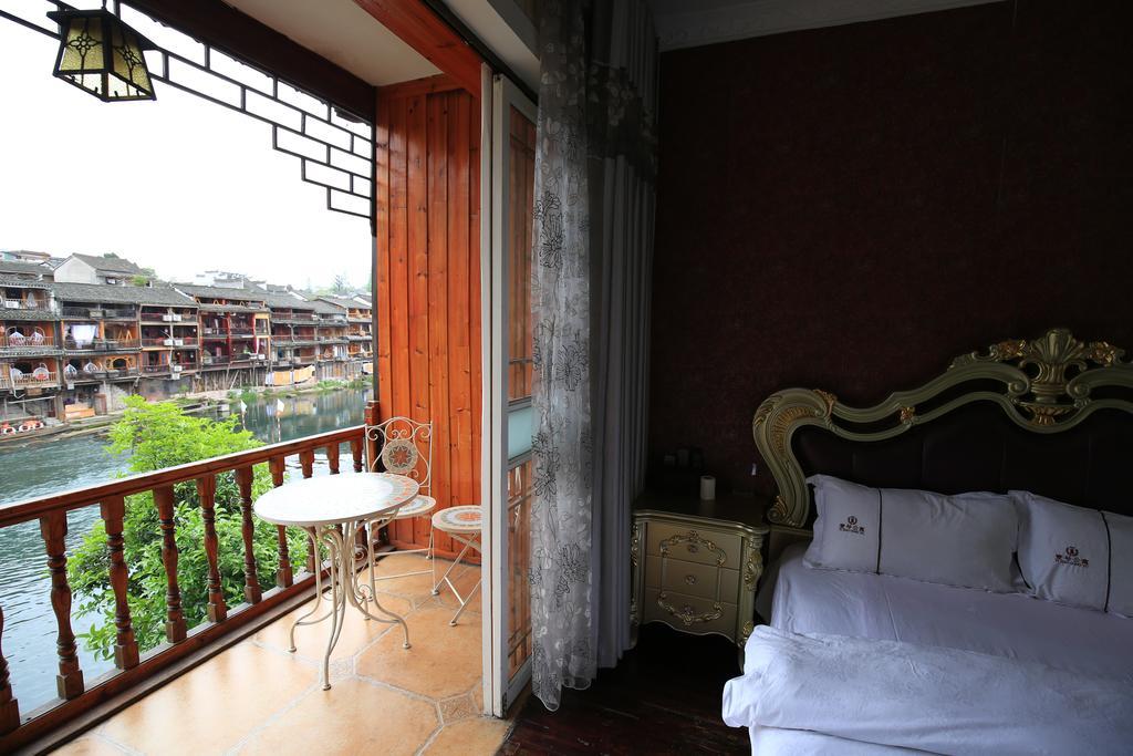 Fenghuang 1St Apartment Exteriör bild