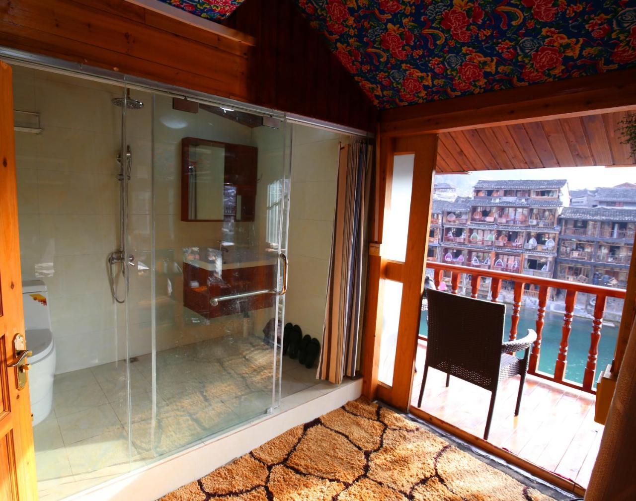 Fenghuang 1St Apartment Exteriör bild