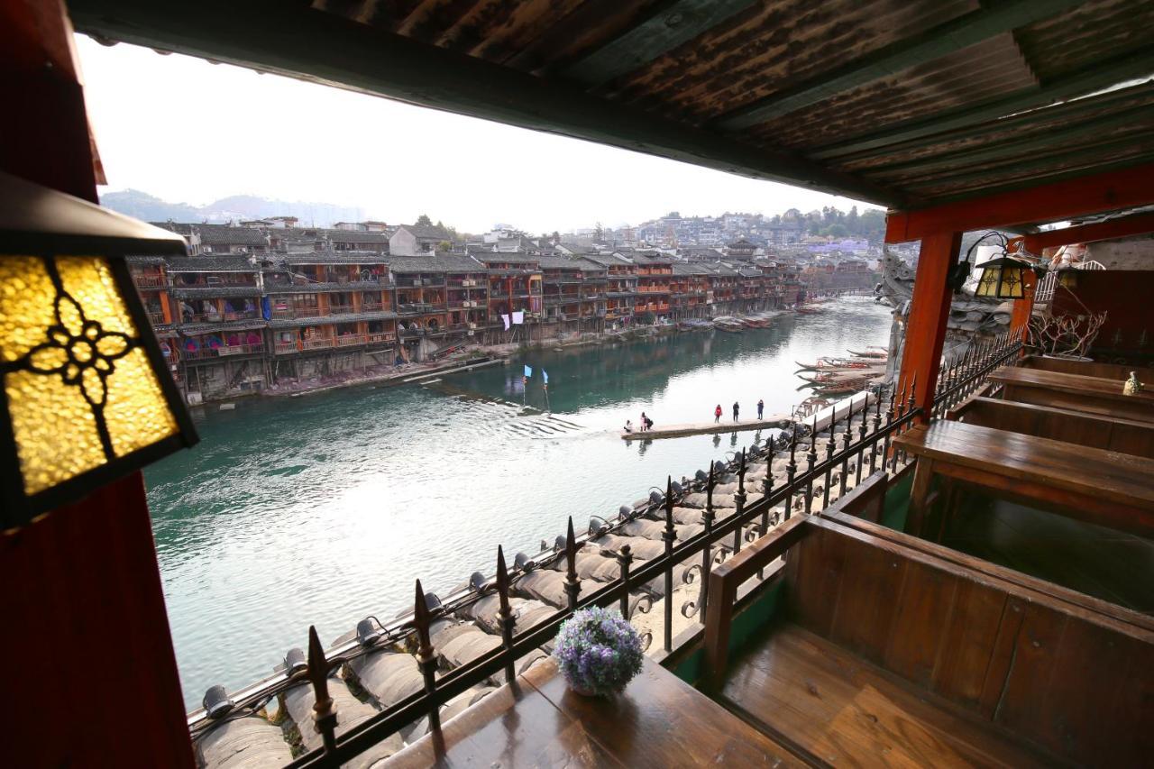 Fenghuang 1St Apartment Exteriör bild