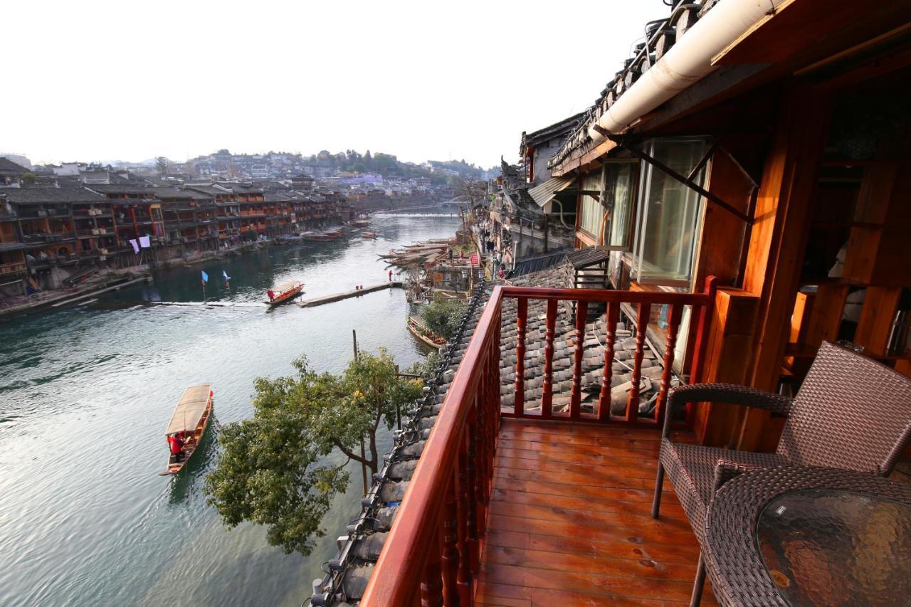 Fenghuang 1St Apartment Exteriör bild